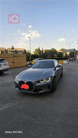 بی ئێم دەبڵیو 4 سیریەس